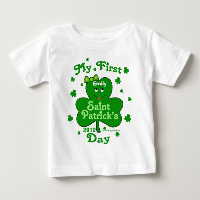 Anpassat namn Flicka först St. Patrick's Day Tee Shirt (Framsida)
