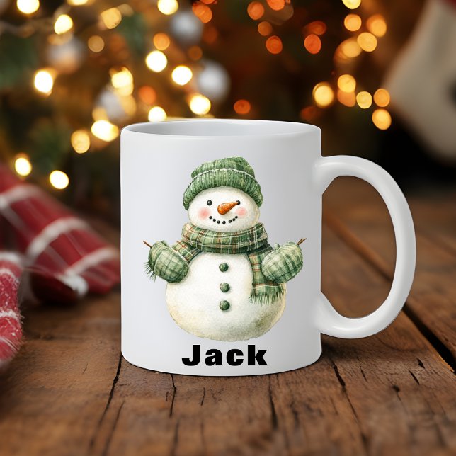 Anpassat namn för julnamn i Grönten Snögubbe Kaffemugg (Christmas Snowman Green Hat Custom Name Coffee Mug)