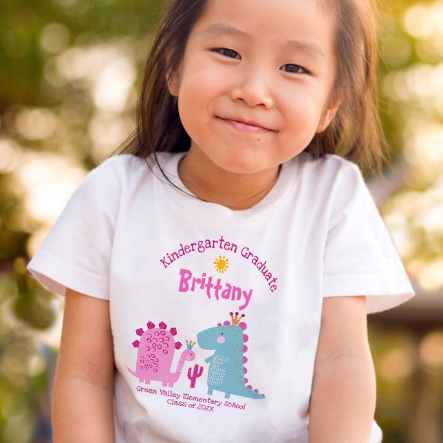 Anpassat namn för Kindergarten Girl Studenten Dino T Shirt (Skapare uppladdad)