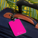 Anpassat namn för Neon Rosa Solid Färg Bagagebricka<br><div class="desc">Neon Rosa Solid Färg Modern Färg.</div>