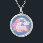 Anpassat namn för 🌈 Rainbow Unicorn        Silverpläterat Halsband<br><div class="desc">Vackert magiskt tema med Aditable baby-enmajs med regnbåge. Enkel anpassning av prinsessan namn med hjälp av "Anpassningsknappen". Kolla in andra matchande objekt som finns i min butik!</div>