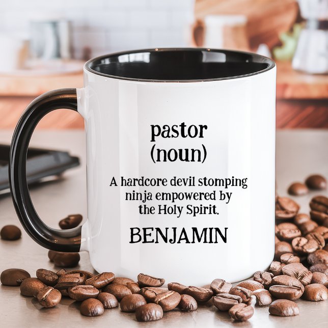 Anpassat namn för Religiösan Pastor Definition Fun Mugg (Skapare uppladdad)