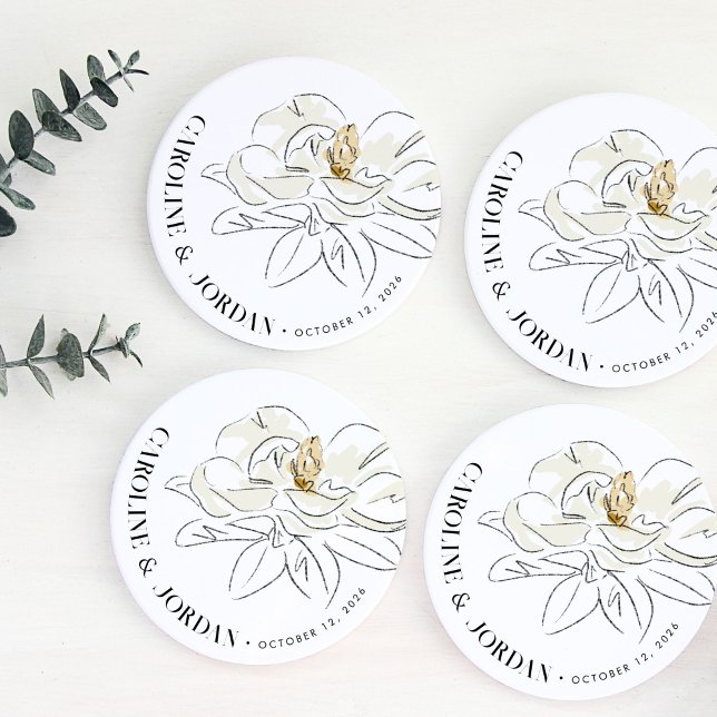 Anpassat namn för White Magnolia Illustration Bröl Underlägg Papper Rund (Beautiful Southern-inspired white magnolia illustration wedding custom name paper coasters.)