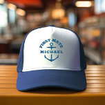 Anpassat namn Förste Mate Boat Anchor Navy Blue Ha Keps<br><div class="desc">Anpassningsbar båthatt med ett marint sjömansankare som läser FIRST MATE och din personlig namn. Underbar gåva till en båtbesättning i resa,  din egen segelbåt,  jakt eller besättning av familjebåtar.</div>