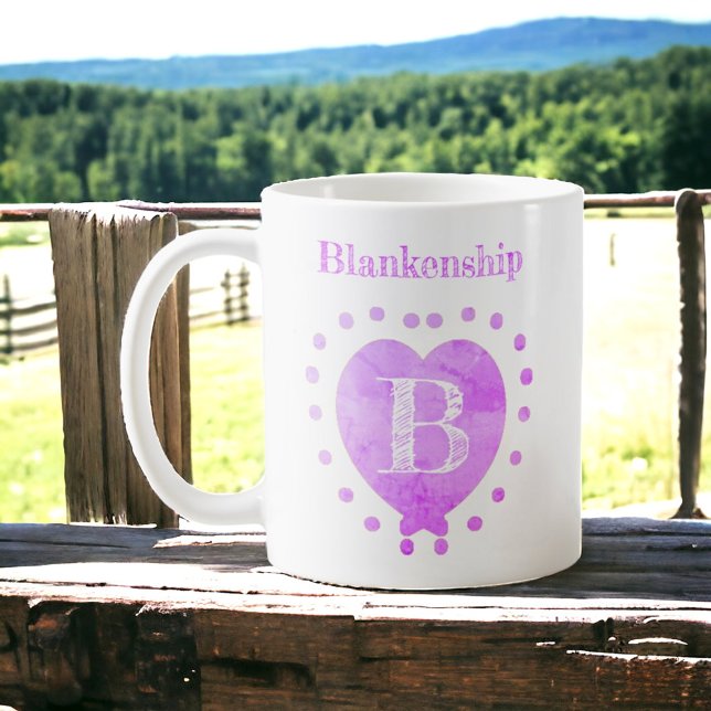 Anpassat namn Inledande polka Dot Lila Heart Kaffemugg (Enjoy your favorite beveage in a custom cup. )