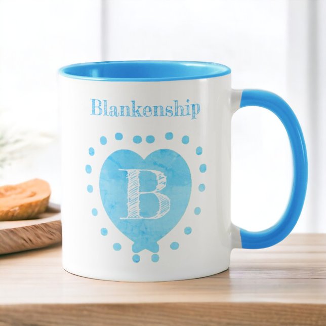 Anpassat namn Inledande polka-punktblått hjärta Mugg (A custom blue heart ceramic mug with the same design on both sides of the handle.)