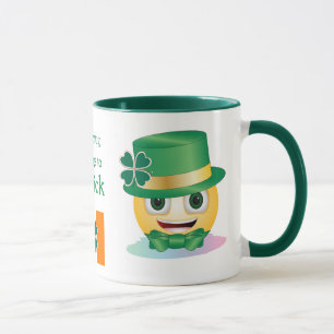 Anpassat namn Irish Emoji med Hat och Shamrock Mug Mugg