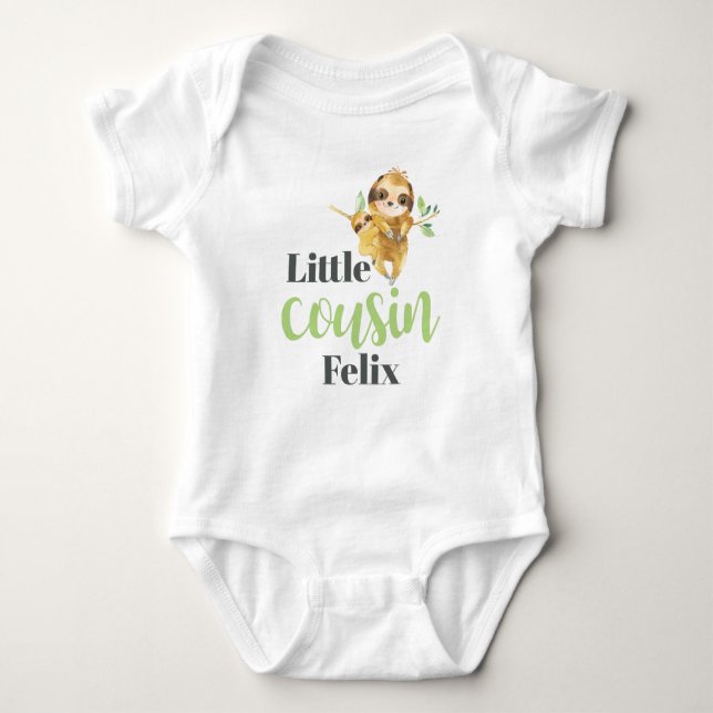 Anpassat namn Liten kusin Sloth Kids eller T Shirt (Framsida)