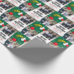 Anpassat namn med foto - Grinch Presentpapper<br><div class="desc">Anpassa den här Helgdag Grinch-omslutningen pappert med anpassningsbarnas text och bild! Helgdagarna kommer inte att vara klara utan Grinch!  "HUR GRINCH STOLE CHRISTMAS" är en klassisk berättelse om en stad som heter WHO-ville och hur julstämningen kan smälta till och med de kallaste hjärtan.</div>