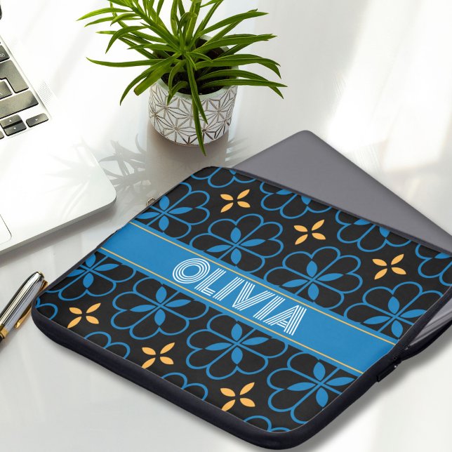 Anpassat namn Monogram Mediterranean Laptop sleeve (Unique Laptop Sleeve with Mediterranean Moroccan Pattern and Your Custom Monogram Name.)