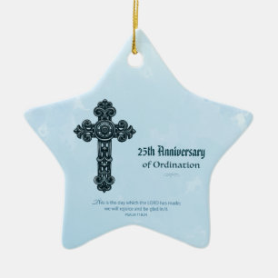Anpassat namn och årsdag - Ordning, Priest Julgransprydnad Keramik