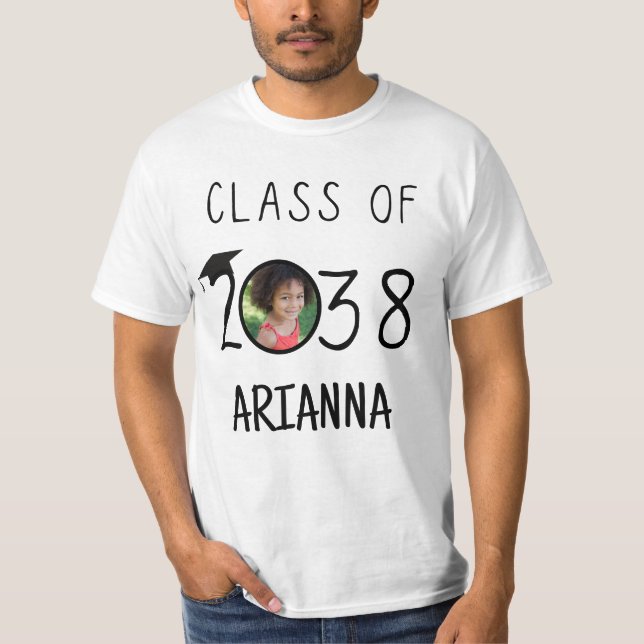 Anpassat namn och fotoklass för 2038 års keepie t shirt (Framsida)
