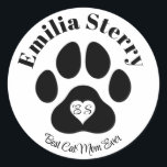 Anpassat namn och Initialer-stämplar för Djurälska Runt Klistermärke<br><div class="desc">Fira den bästa katten mamma du känner med den här unika och personlig-klistermärket! Med ett fet svart färgutskrift kan den här utformningen anpassas med namn och en uppsättning initialer i ett hjärta i mitten. Den klassiska texten "Best Cat Mamma någonsin" är skriven i ett elegant-skript och skapar den en perfekt...</div>