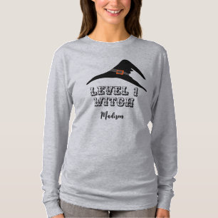 Anpassat namn och texthalloween t shirt