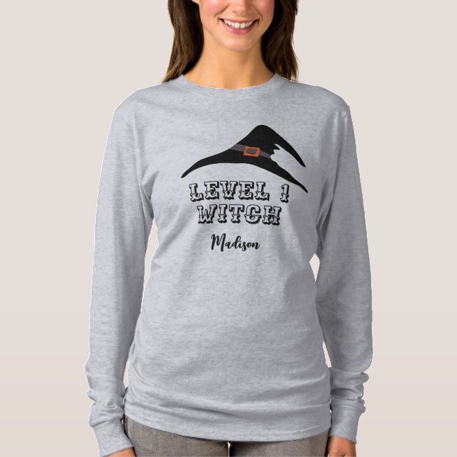 Anpassat namn och texthalloween t shirt (Framsida)