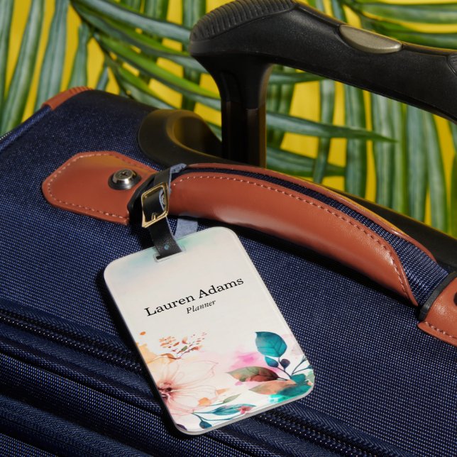 Anpassat namn på vattenfärgsblommor pastel färg bagagebricka (Framsida Insitu 1)