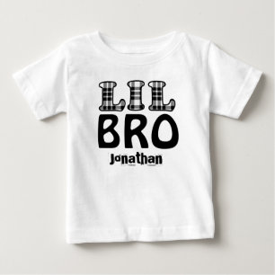 Anpassat namn V02 för LITEN BROTHER Play Brev T-shirt