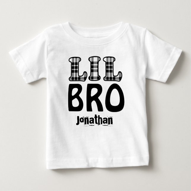 Anpassat namn V02 för LITEN BROTHER Play Brev T-shirt (Framsida)