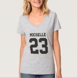 Anpassat namn: Womens Sport Jersey T-Shirt<br><div class="desc">Skapa din egen personlig fotbolls- T-shirt med eget namn och nummer. En coola anpassade sportskjorta,  det är en underbar gågata för kvinnor. Det här trendiget är kvinnlig sportkläder lämplig för all idrott,  inklusive fotboll,  fotboll,  volleyboll,  baseboll,  softball,  basket och hockey.</div>