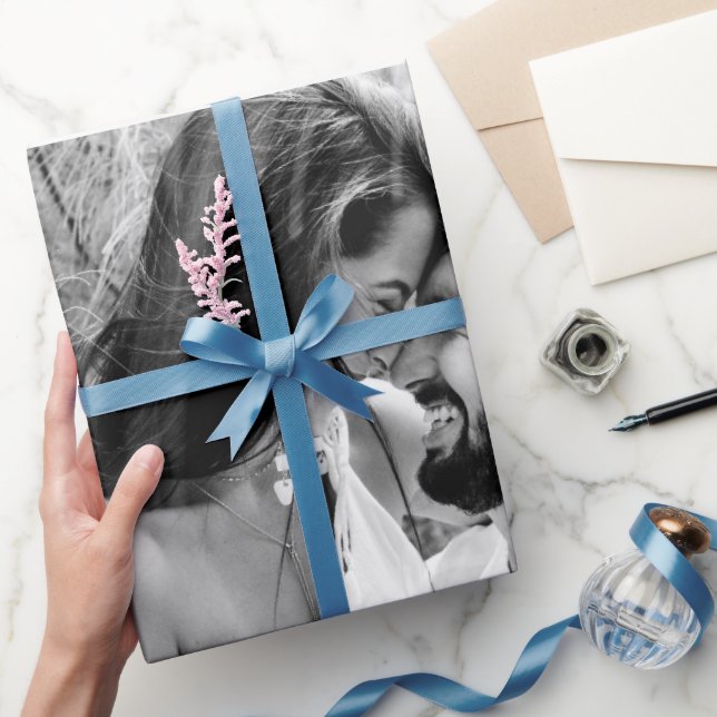 Anpassat svart och vitt foto bröllop vävnadspapper presentpapper (Gifting)
