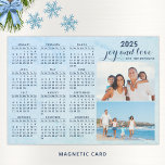 Anpassningsbar 2025 Calendar Magnet Two Photo Coll<br><div class="desc">Skapa din egen 2025-magnetiska fotokalender med två egna bilder mot ljusblå bakgrund. Det är en unik nyckelfråga för familj,  vänner,  arbetskamrater,  kolleger inför jul,  nyår eller tillfälle.</div>