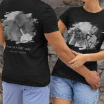 Anpassningsbar 2 Foto på borstad effekt T Shirt<br><div class="desc">Vill du ha en t-shirt som fångar dina känslor? Prova vår snyggt, anpassade-skjortor som gör att du kan lägga till två bilder med borstad effekt och ett meddelande på båda sidor. Perfekt för familjemöten, födelsedagar, party, årsdagar eller till och med minneshögtider för tillfälle som begravningar. Skapa en varaktig minnesstund med...</div>