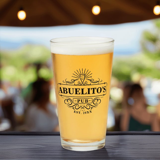 Anpassningsbar Abuelitos pub-år har fastställts Glaskopp (Skapare uppladdad)