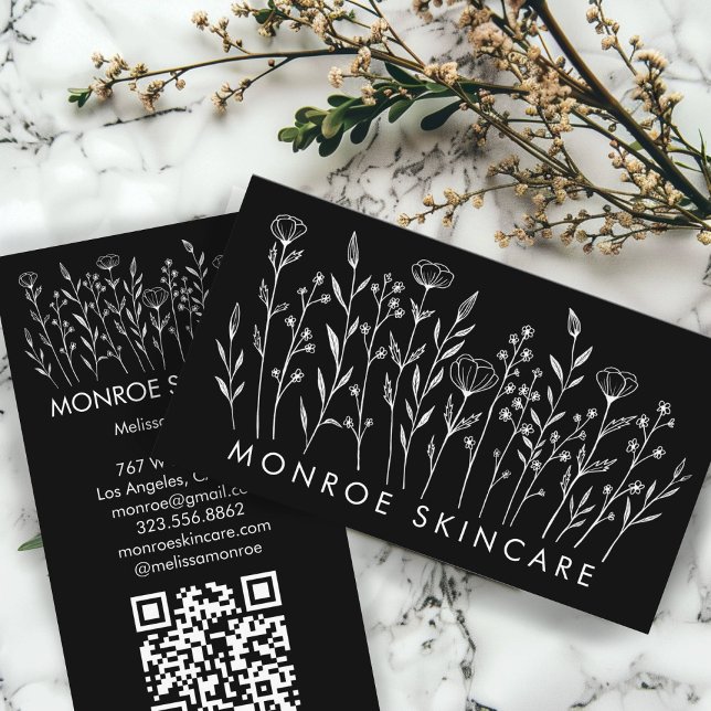 Anpassningsbar av Chicen  för Wildblommor Elegant  Visitkort (Wildflowers Elegant Line Art Chic Custom QR Code Business Card
Black and White)