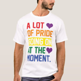 Anpassningsbar av färgad HBT-Pride+ Regnbåge Text T Shirt