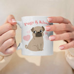 Anpassningsbar av "Pugs and Kisses" Adsible Pug "P Kaffemugg<br><div class="desc">Den snyggt uppgjorda designen med en söt och rolig bild av valpen. Den här designen kan vara lätt att personlig med din text av choklad och ett sällskapsfoto.</div>