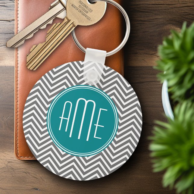 Anpassningsbar av Teal Charcol Chevrons Nyckelring (Personalized Keychain - Add Name or Monogram)