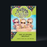 Anpassningsbar av vismisk Roligt Foto Barns jul Julkort<br><div class="desc">Julkort för personlig av ljus och roligt,  med färgstarka presenter på en svart och nyare grönt med vit text. Anpassa meddelandet. Underbar för barn att skicka till vänner och familj.</div>