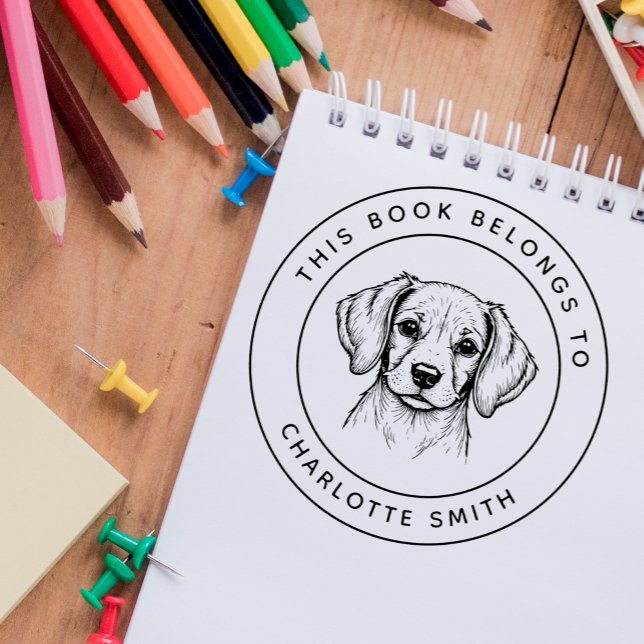 Anpassningsbar Baby Beagle i Bok-Tillhören till Ba Självfärgande Stämpel (Skapare uppladdad)