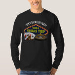 Anpassningsbar Bachelor Party Las Vegas Resa Långä T Shirt<br><div class="desc">Anpassa dina egna resa-långärmad-t-shirts för en Las Vegas-flykting. En coola med lång sömnad t-shirt med spelkasinohäftor som kortdäck,  poker chip och roulette-hjul med Vegas Resa i gult-skript. Roligt spelare garanterar hela er grupp.</div>