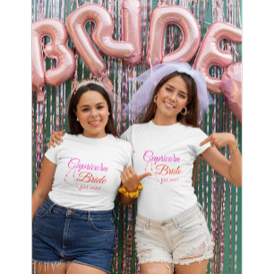 Anpassningsbar Bachelorette Gift , Capricorn Bride T Shirt