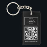 Anpassningsbar Black Business Logotyp och QR-kod f<br><div class="desc">Den moderna och minimala nyckelkedjedesignen för affärsetiketter har en logotyp för företaget,  anpassningsbarnas QR-kod och anpassningsbarnas webbplats eller annan informationstext som kan vara personlig. Svartvitt färg kan ändras. Gör ett underbart kampanjpresentobjekt för kunder!</div>