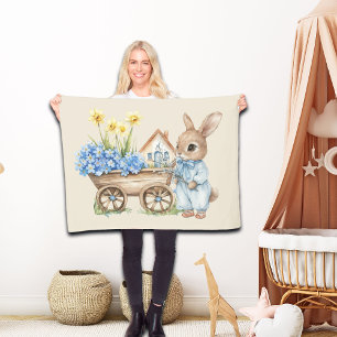 Anpassningsbar Bunny med Blåa blommor Fleecefilt