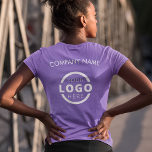 Anpassningsbar Business Corporate Logotyp Employee T Shirt<br><div class="desc">Befordra ditt företag på din t-shirt, vart du än går. Skapa din egen anpassningsbar märkt t-shirt med din egen logotyp. Utskriften kan placeras på framsidan, i fickan och baksidan. Genom att ta med sig säljfrämjande t-shirts med din logotyp på handelsevenemang och andra företagsevenemang kan du känna igen medlemmar i ditt...</div>