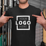 Anpassningsbar Business Corporate Logotyp Employee T Shirt<br><div class="desc">Befordra ditt företag på din t-shirt, vart du än går. Skapa din egen anpassningsbar märkt t-shirt med din egen logotyp. Utskriften kan placeras på framsidan, i fickan och baksidan. Genom att ta med sig säljfrämjande t-shirts med din logotyp på handelsevenemang och andra företagsevenemang kan du känna igen medlemmar i ditt...</div>