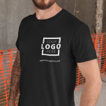 Anpassningsbar Business Corporate Logotyp Employee T Shirt<br><div class="desc">Befordra ditt företag på din t-shirt, vart du än går. Skapa din egen anpassningsbar märkt t-shirt med din egen logotyp. Utskriften kan placeras på framsidan, i fickan och baksidan. Genom att ta med sig säljfrämjande t-shirts med din logotyp på handelsevenemang och andra företagsevenemang kan du känna igen medlemmar i ditt...</div>