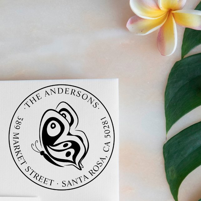 Anpassningsbar Butterfly Round Family Namn Returad Stämpel (Skapare uppladdad)