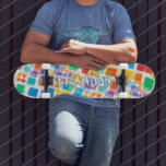 Anpassningsbar Colorful Abstrakt Hip Geometric Mos Mini Skateboard Bräda 18,5 Cm<br><div class="desc">Skateboard med roligt- och contemporary-rött,  grönt,  blått,  turkos,  lila,  orange och abstrakt för gult,  geometrisk mosaik blockerar konstdesign från mönster. Snyggtens originalhölje och coola för den trendavundsjuka och konsthundande höftledaren,  trendiget ser stil motif älskare.</div>