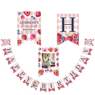 Anpassningsbar Cute Berry Första födelsedag Rosa P Vimplar