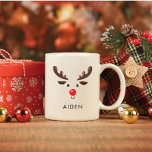 Anpassningsbar Cute Reindeer Ansikte Classic Mugg<br><div class="desc">Anpassa namn för en underbar gåva!</div>