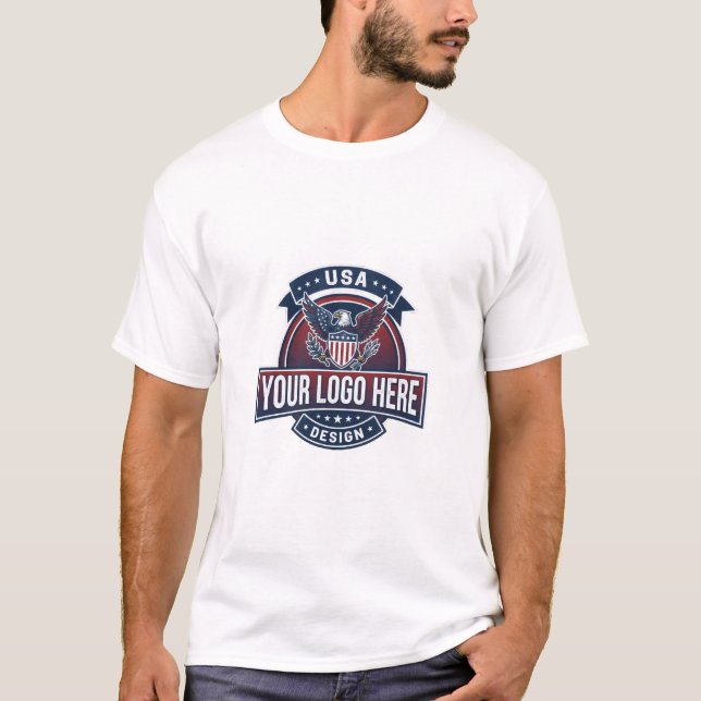 Anpassningsbar "Ditt logotyp här" Minimalistisk sk T Shirt (Framsida)
