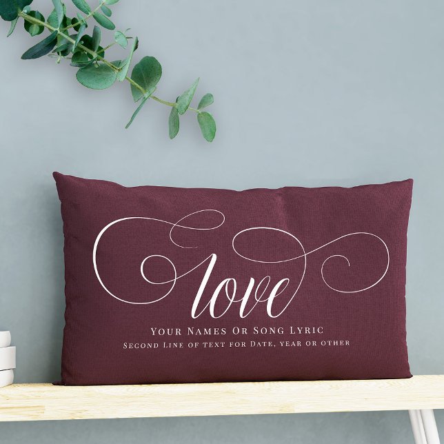 Anpassningsbar DIY Script Calligraphy Kärlek Lyric Lumbarkudde (Love, DIY style! Our script calligraphy pillow, a custom keepsake for couples. )