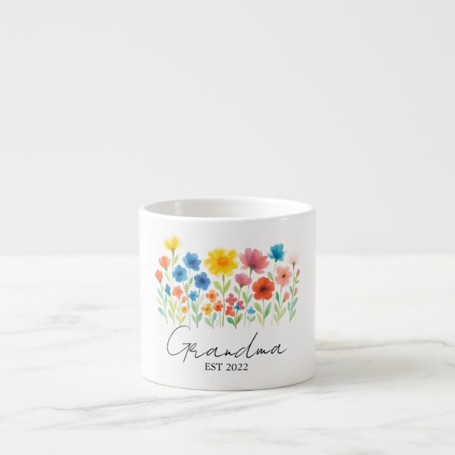 Anpassningsbar Est. År - Grandma Wildblomma Espressomugg (Framsidan)