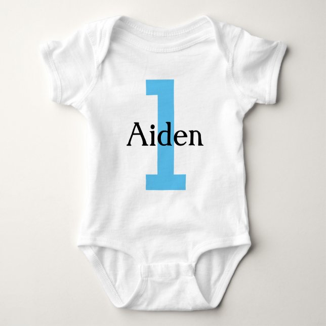 Anpassningsbar ett år t shirt (Framsida)