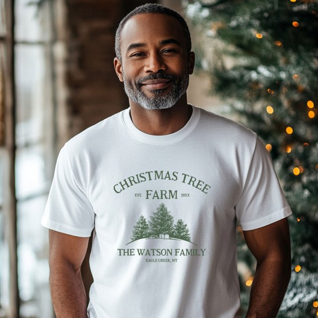 Anpassningsbar Familj Namn Julgran Farm Retro T Shirt (Skapare uppladdad)