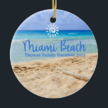 Anpassningsbar-familjen Miami Beach Vacation-jul Julgransprydnad Keramik<br><div class="desc">Cute personalizable Miami Resa souvenir. Anpassning: Ändra rubrik och år för att göra den unik.</div>